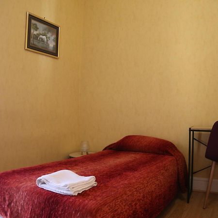 Hotel Restaurant Le Parisien Lourdes Luaran gambar